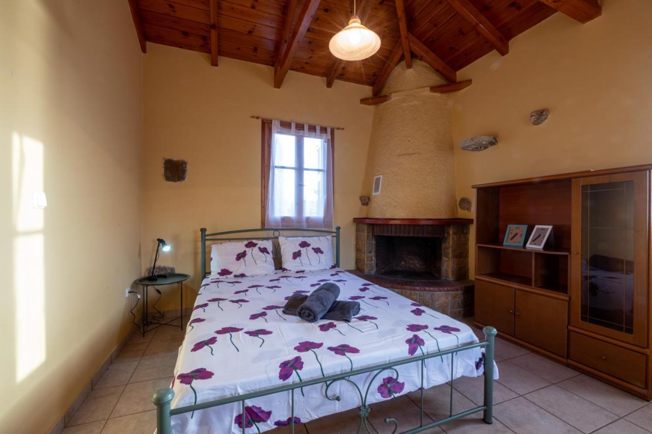 Villa Alex Stone House Kardamyli Exterior foto